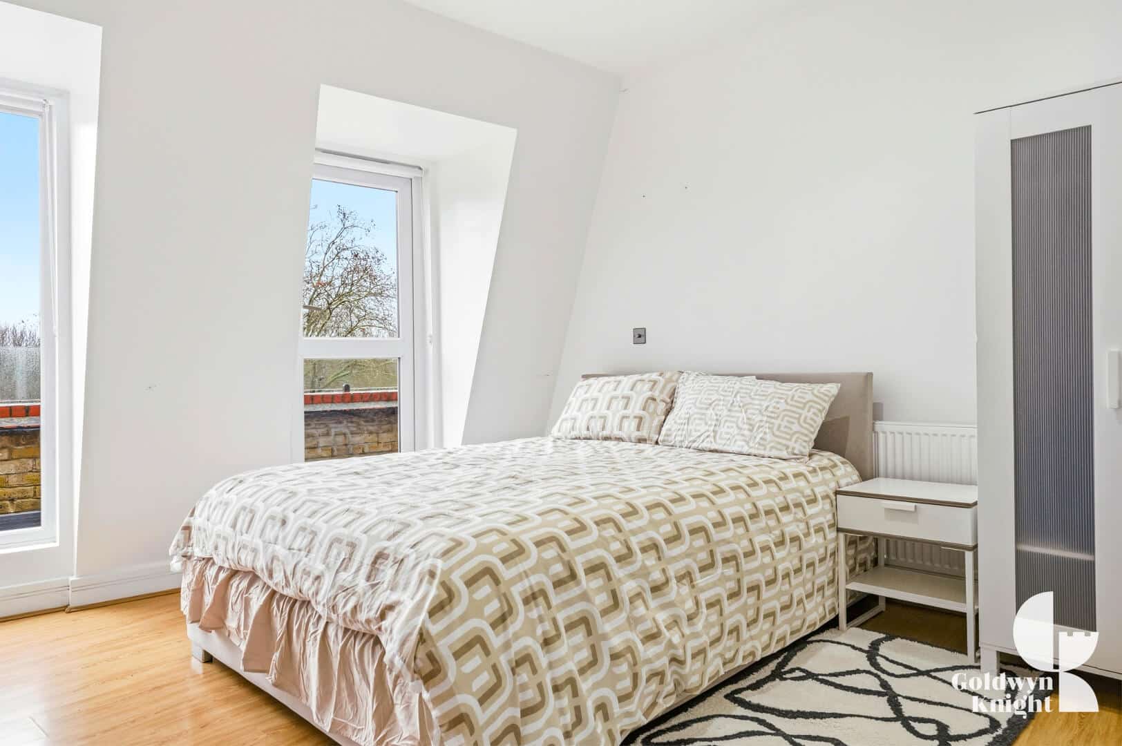 Flat Burdett Road in Greater London