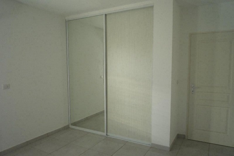 Appartement Rue du Vieux Moulin à Bezouce