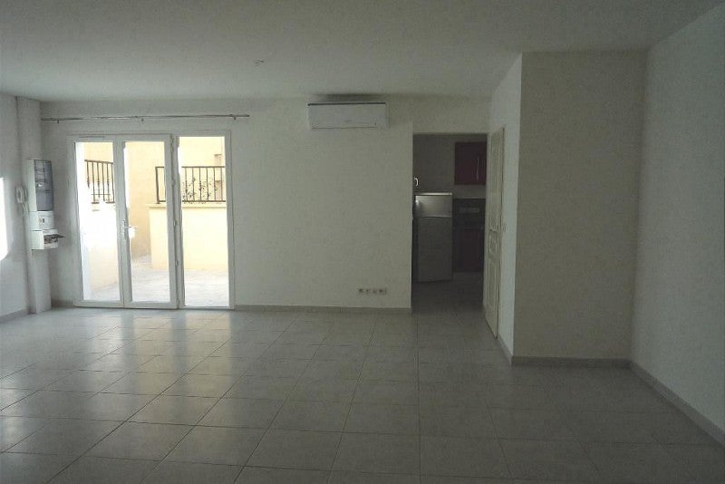 Appartement Rue du Vieux Moulin à Bezouce