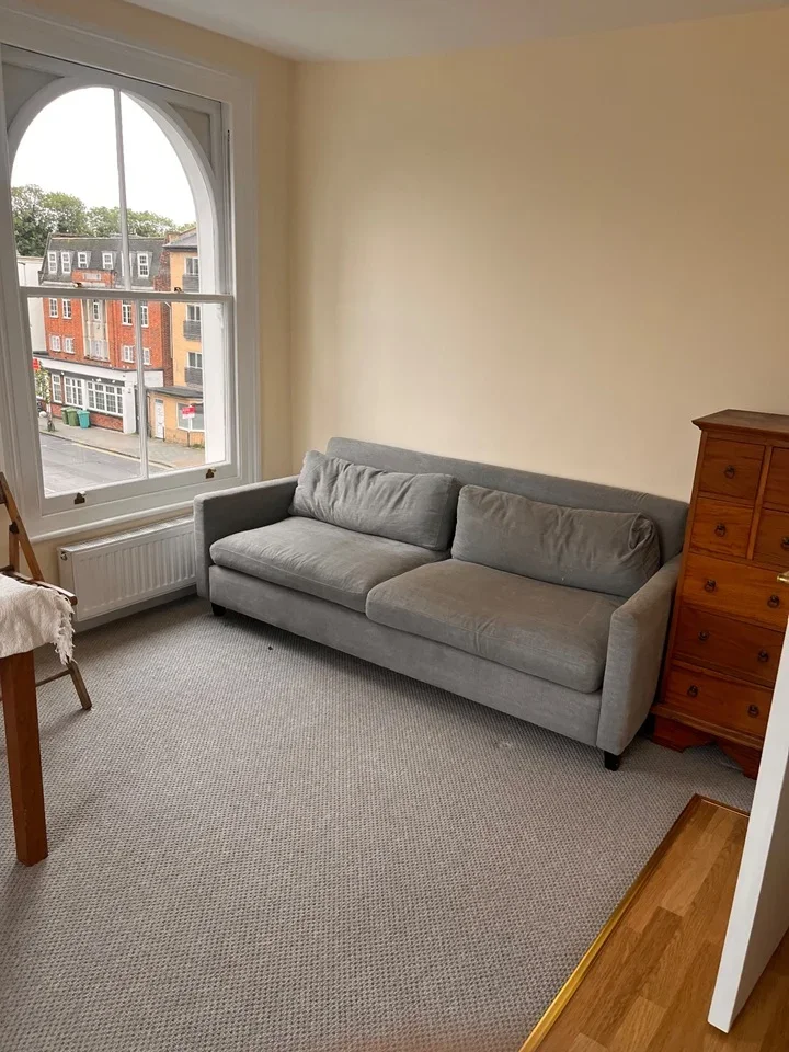 Flat Westbury Street in Greater London