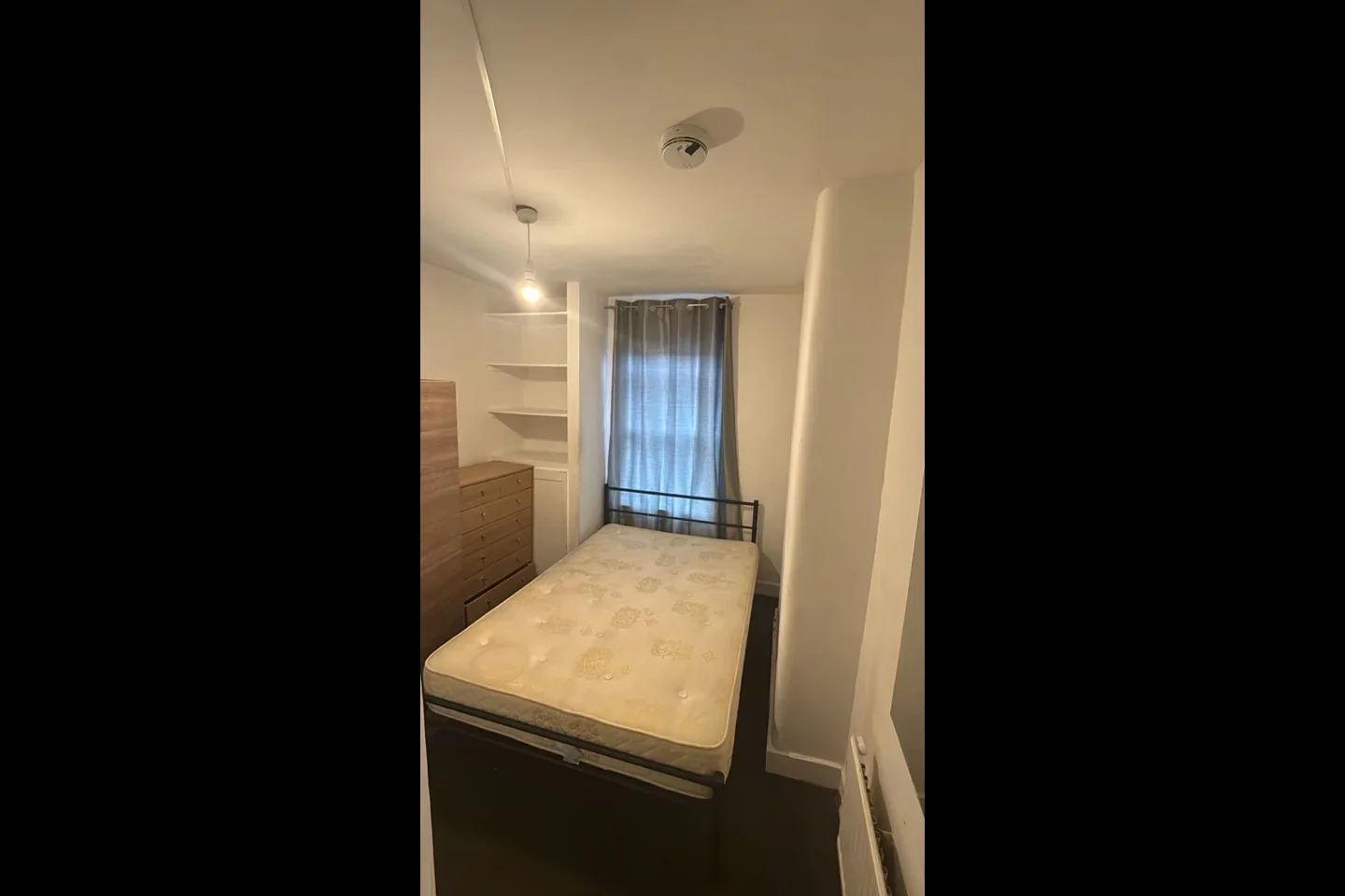 Room Ilex Road in Greater London