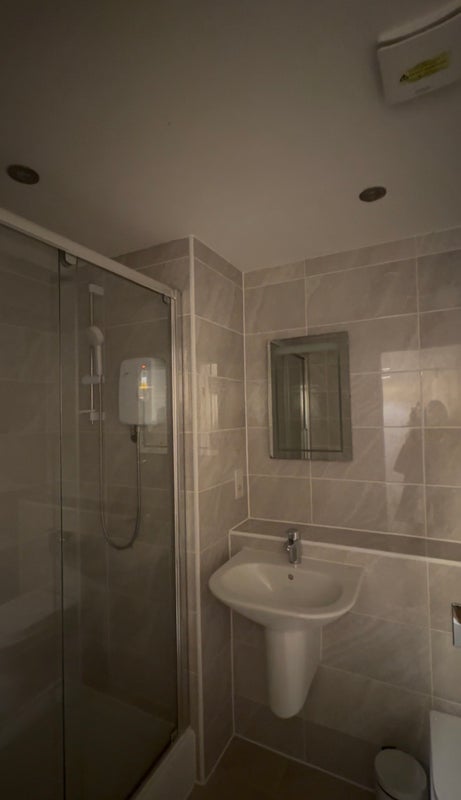 Room Sheepscar Grove in Leeds