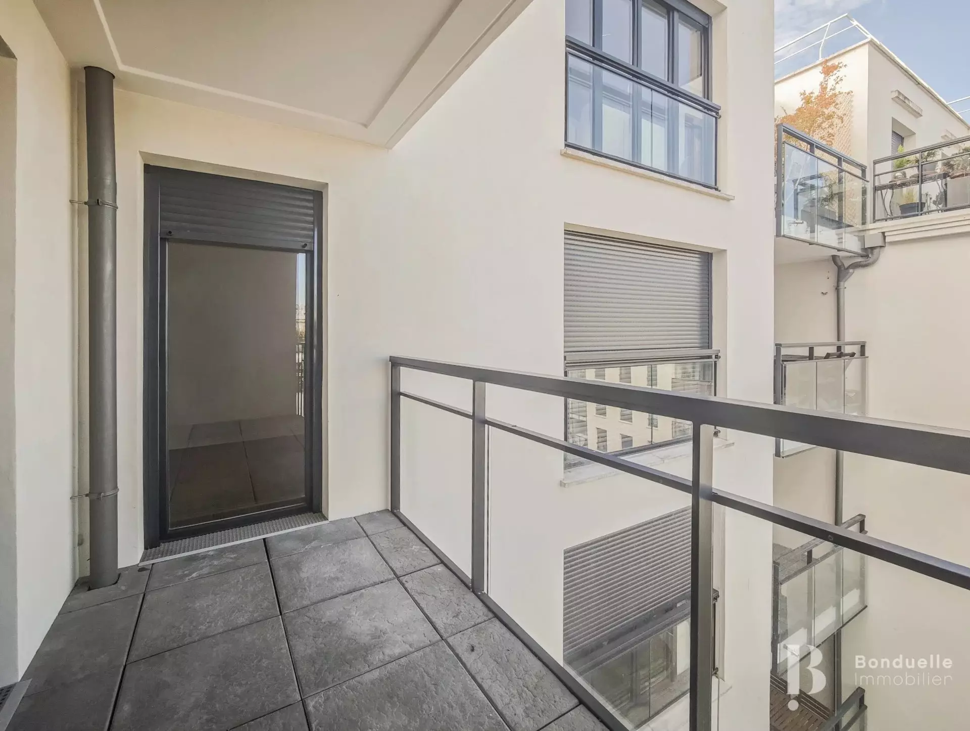 Flat Rue des Puits in Suresnes