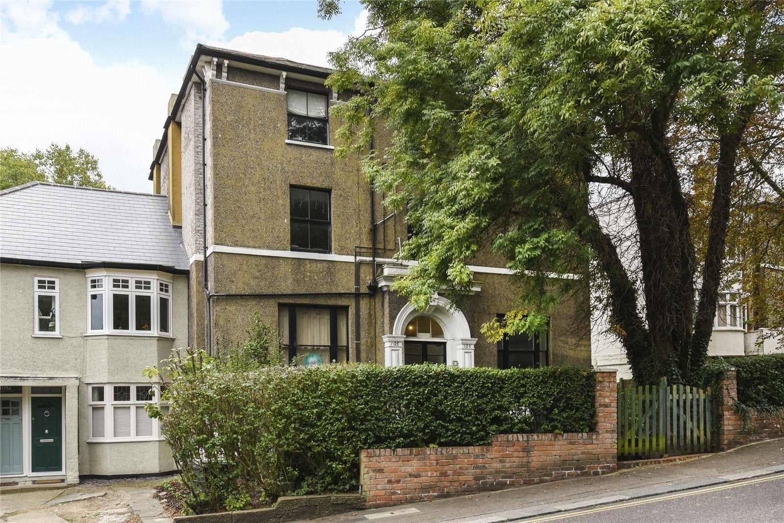Flat Honor Oak Park in Greater London