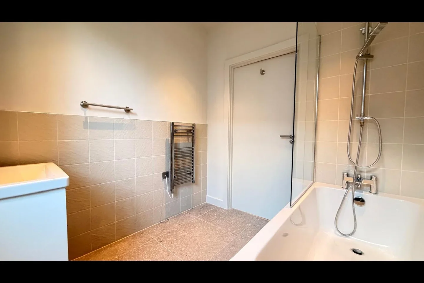 Flat Princelet Street in Greater London