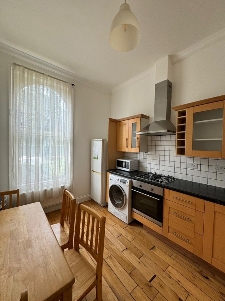 Flat Haverstock Hill in Greater London