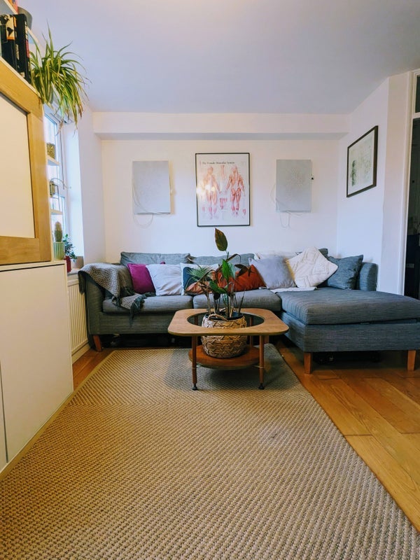 Flat Barker Drive in Greater London