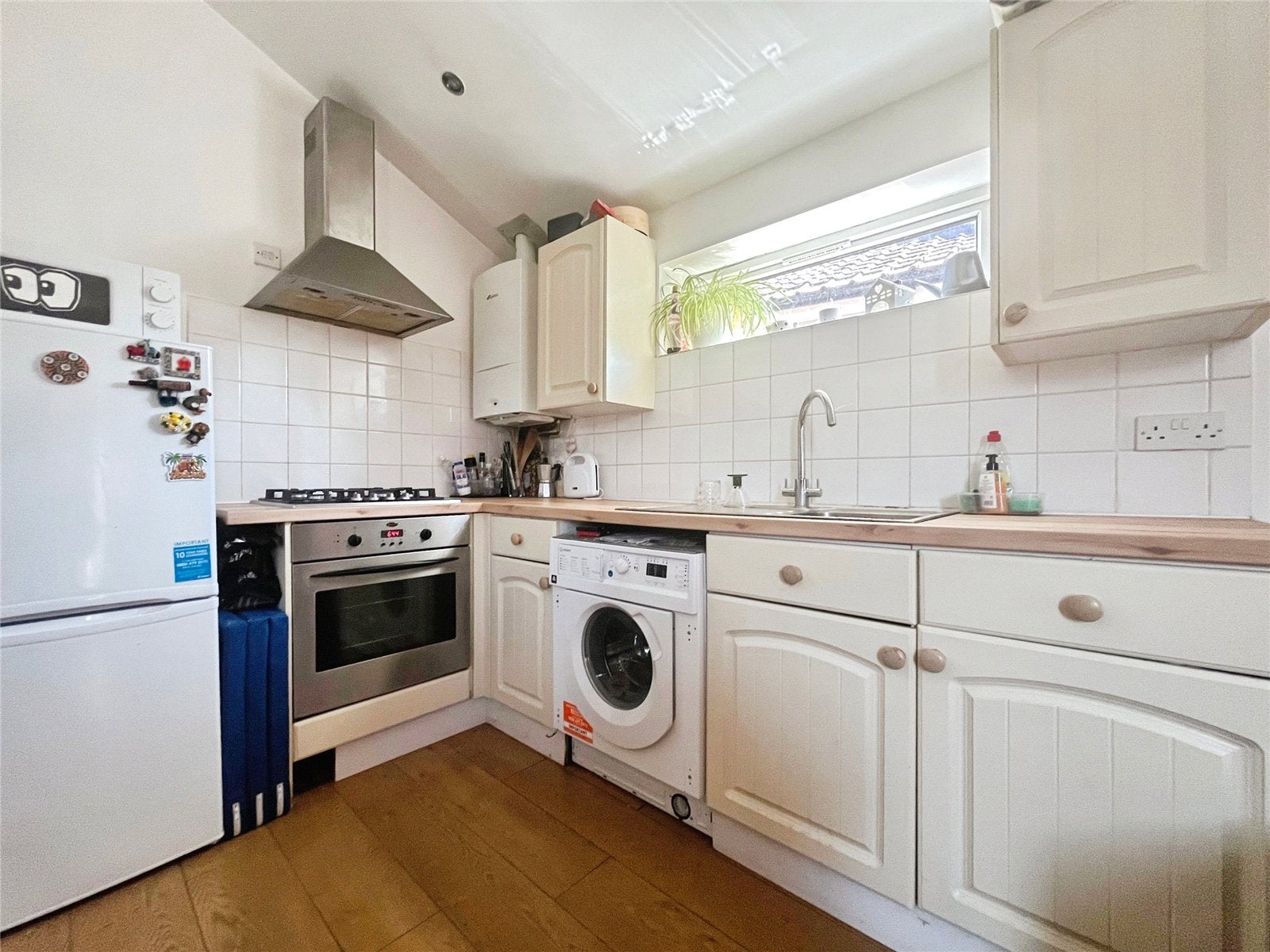 Flat Willson Road in Borough of Runnymede