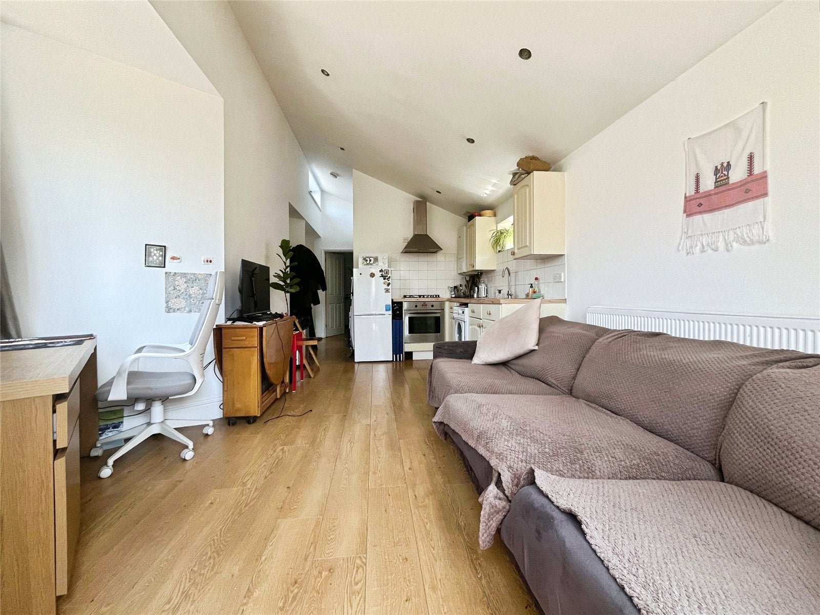 Flat Willson Road in Borough of Runnymede