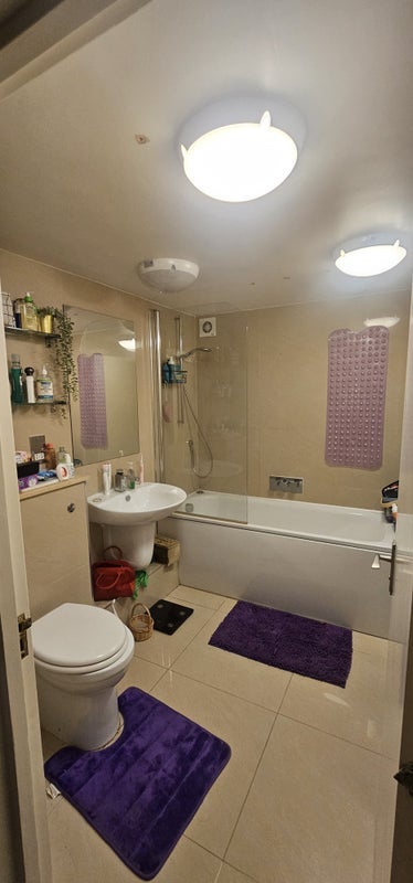 Room Elgin Avenue in City of Westminster