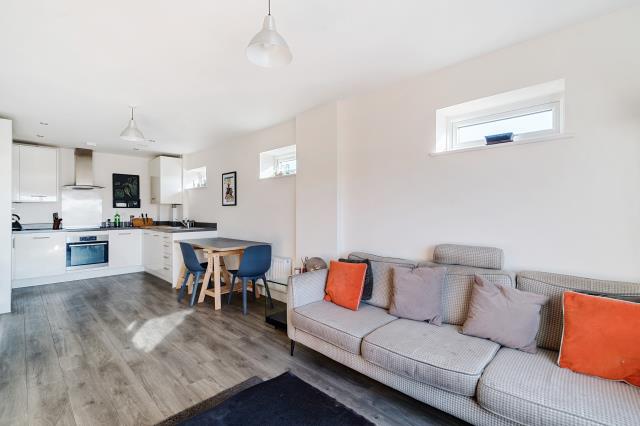 Flat Fleming Place in Bracknell