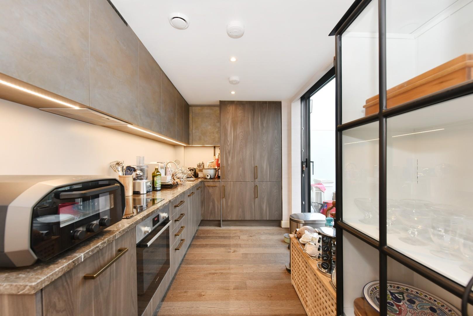 Flat Essex Park Mews in London