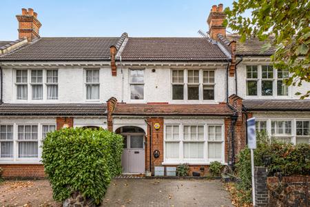 Flat Woodberry Avenue in Greater London
