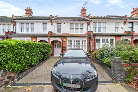 Flat Woodberry Avenue in Greater London