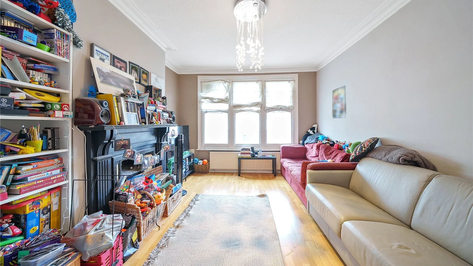 Flat Woodberry Avenue in Greater London