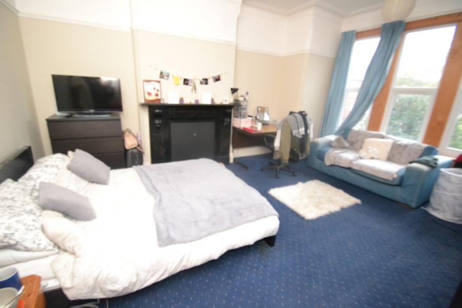 Flat Hope Drive in Nottingham