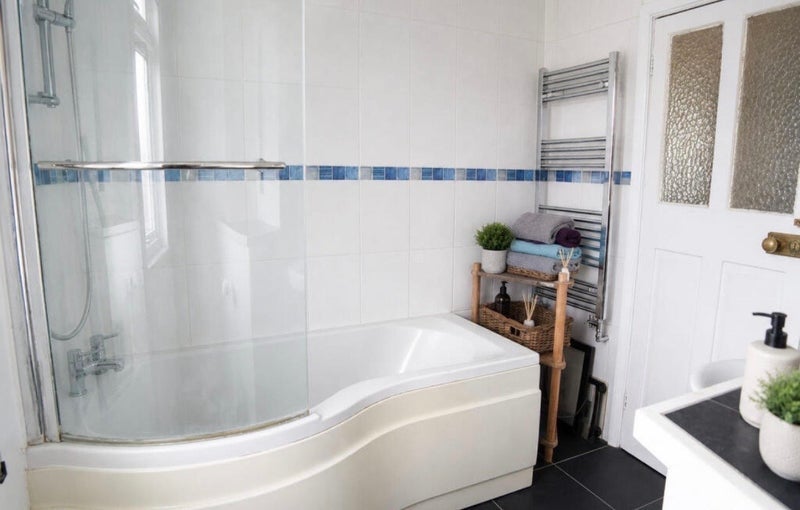 Room Radnor Road in Bristol