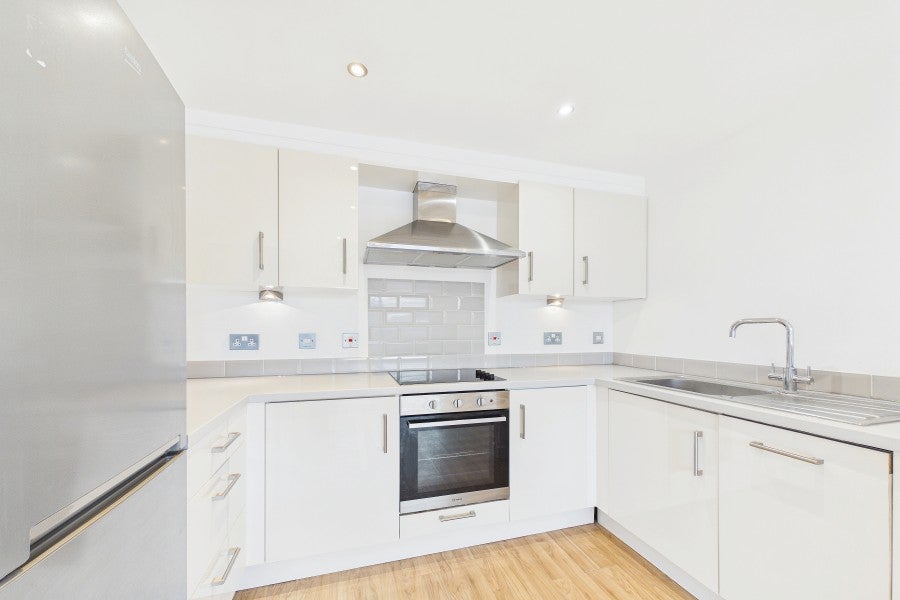 Flat Park Street in Surrey Heath