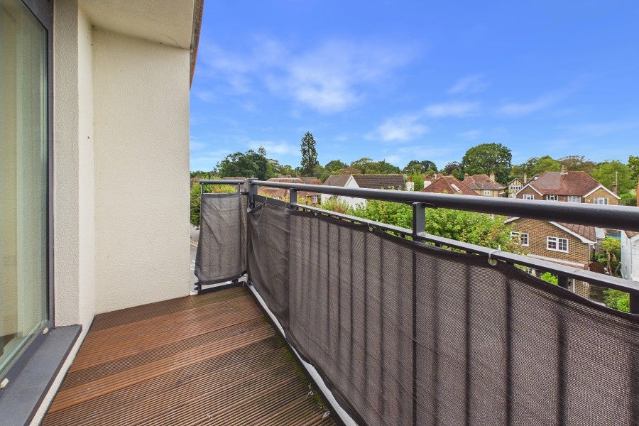 Flat Park Street in Surrey Heath