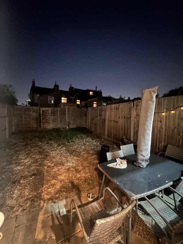 Room Crownfield Road in Greater London