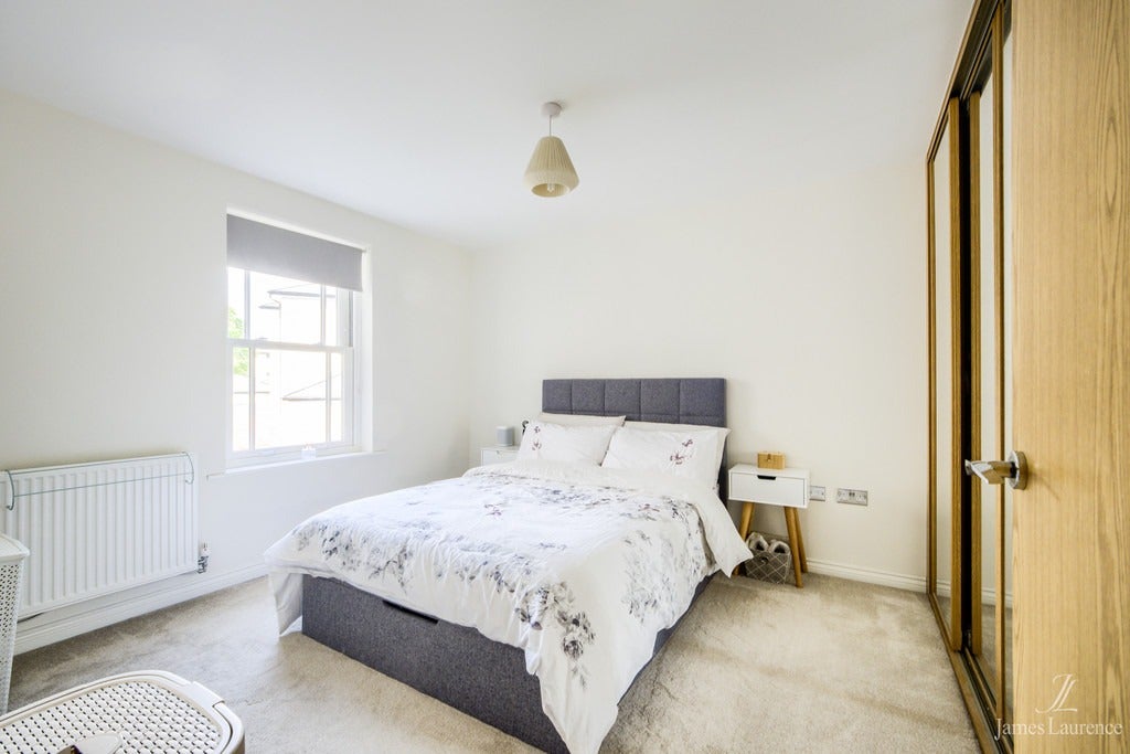 Flat Harborne Road in Birmingham