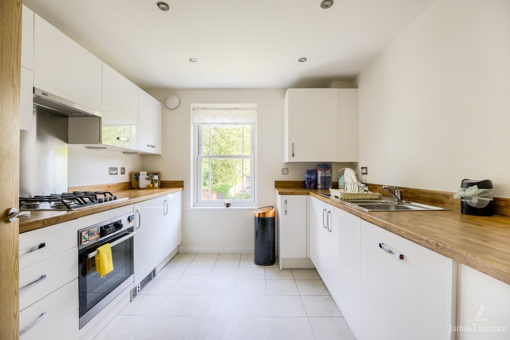 Flat Harborne Road in Birmingham