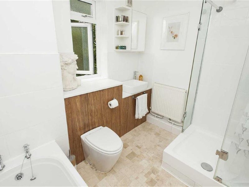 Room Merrivale Court in Nottingham