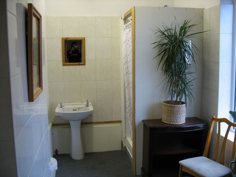 Room Laburnum Grove in Nottingham