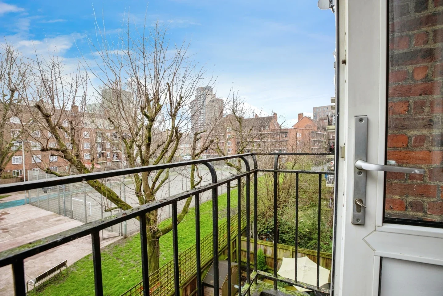 Flat Talwin Street in Greater London