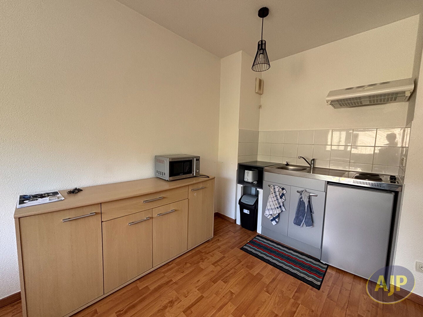 Flat Route de Saint-Germain in Cours-de-Pile