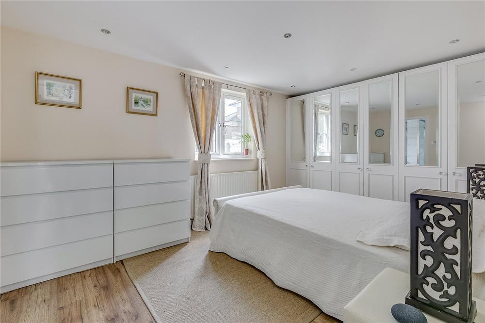 Flat Lisson Grove in City of Westminster