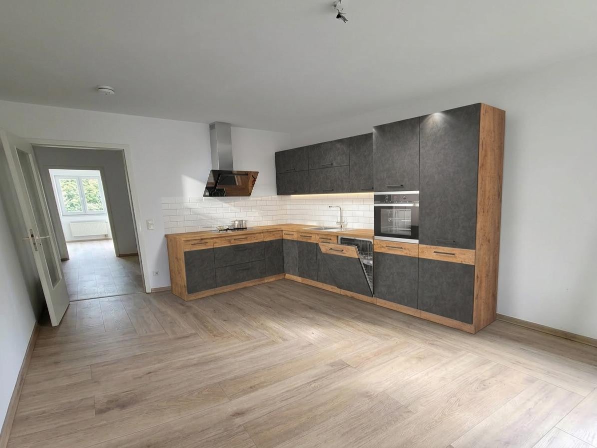 Wohnung Charlotte-E.-Pauly-Straße in Berlin