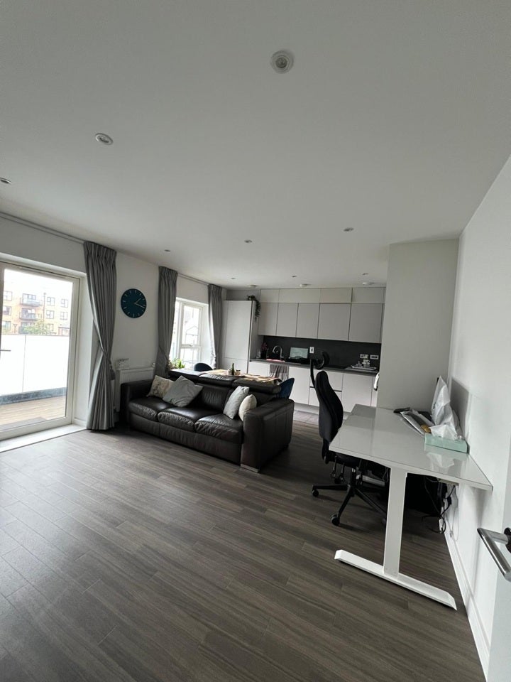 Flat Prestwick Road in Three Rivers