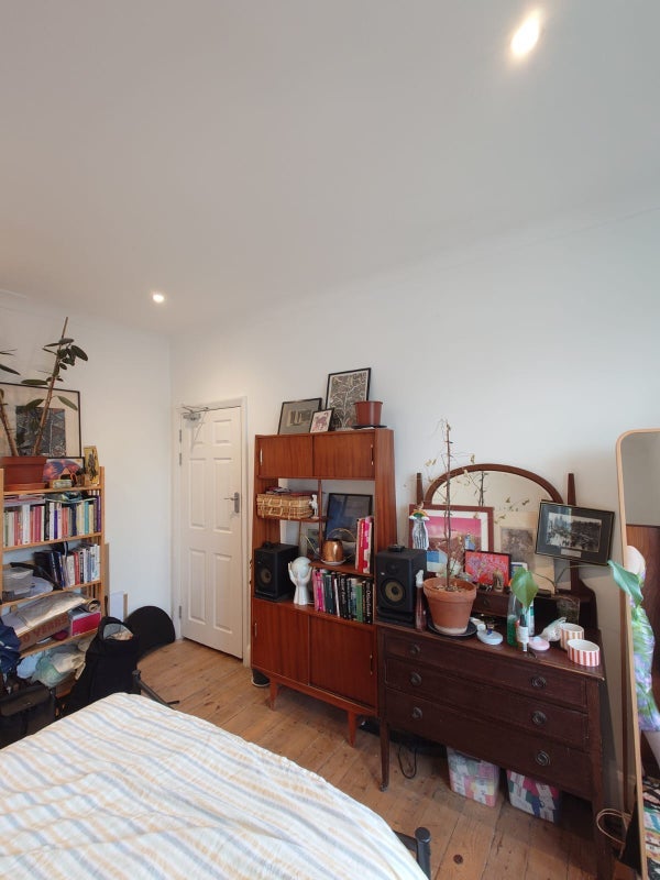 House Salehurst Road in Greater London