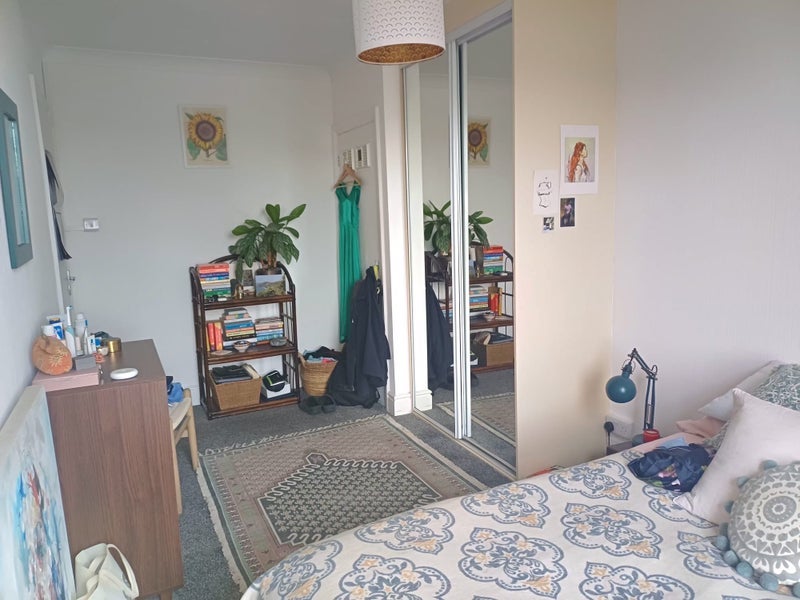 Flat Whatley Road in Bristol
