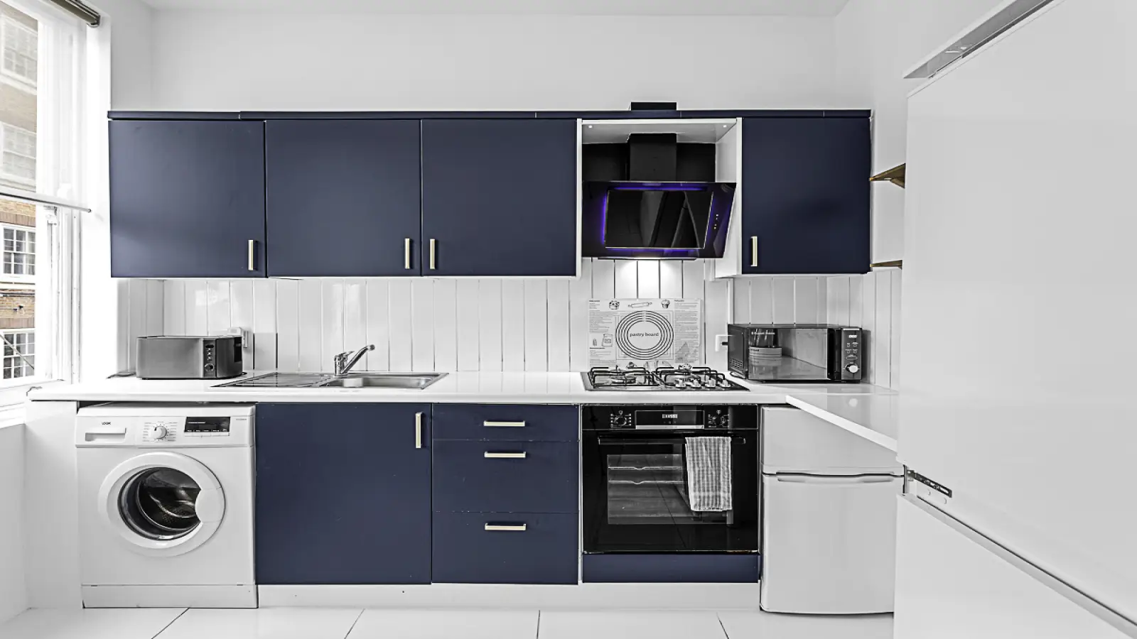 Flat Lisson Street in City of Westminster