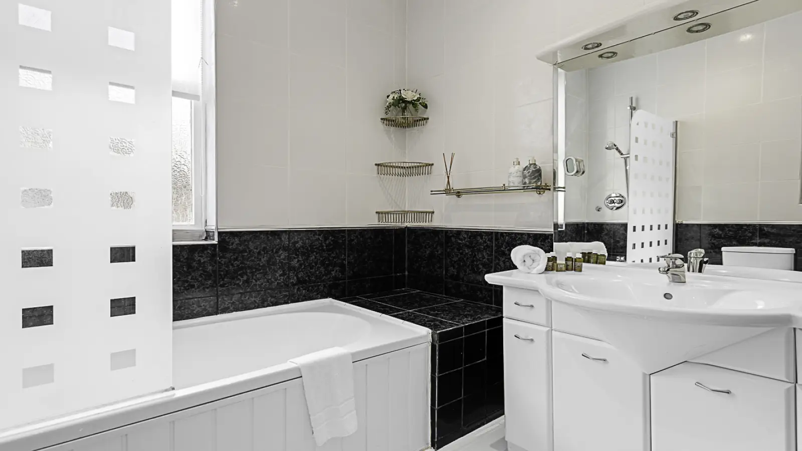 Flat Lisson Street in City of Westminster
