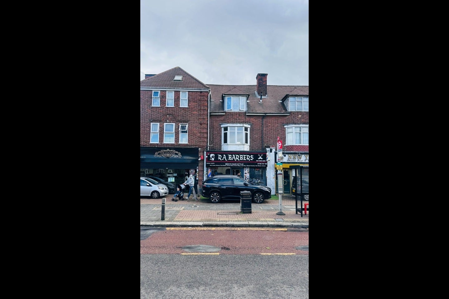 Flat Becontree Avenue in Greater London