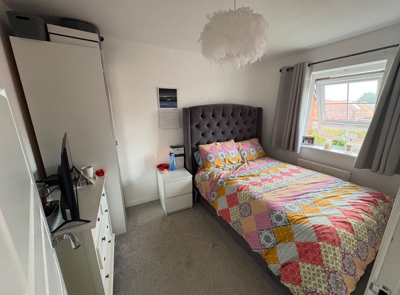 Room Rowan Way in Newcastle upon Tyne