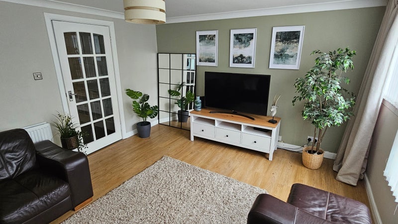 Room Darroch Way in Cumbernauld