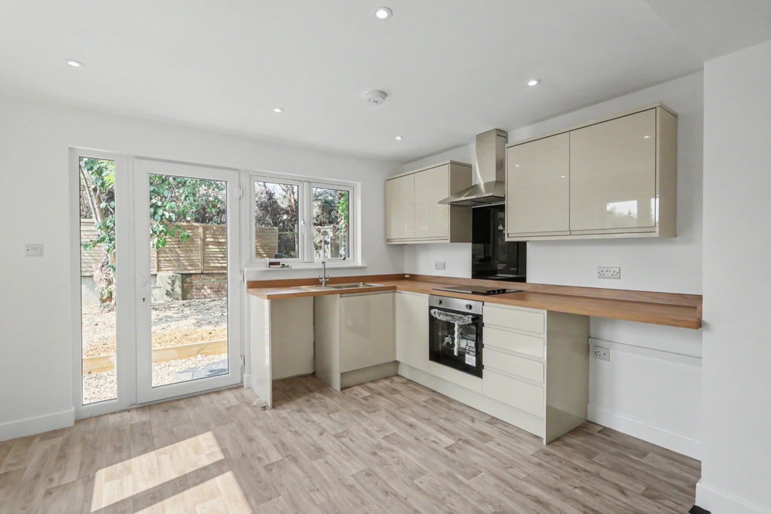 Flat Esplanade in Poole
