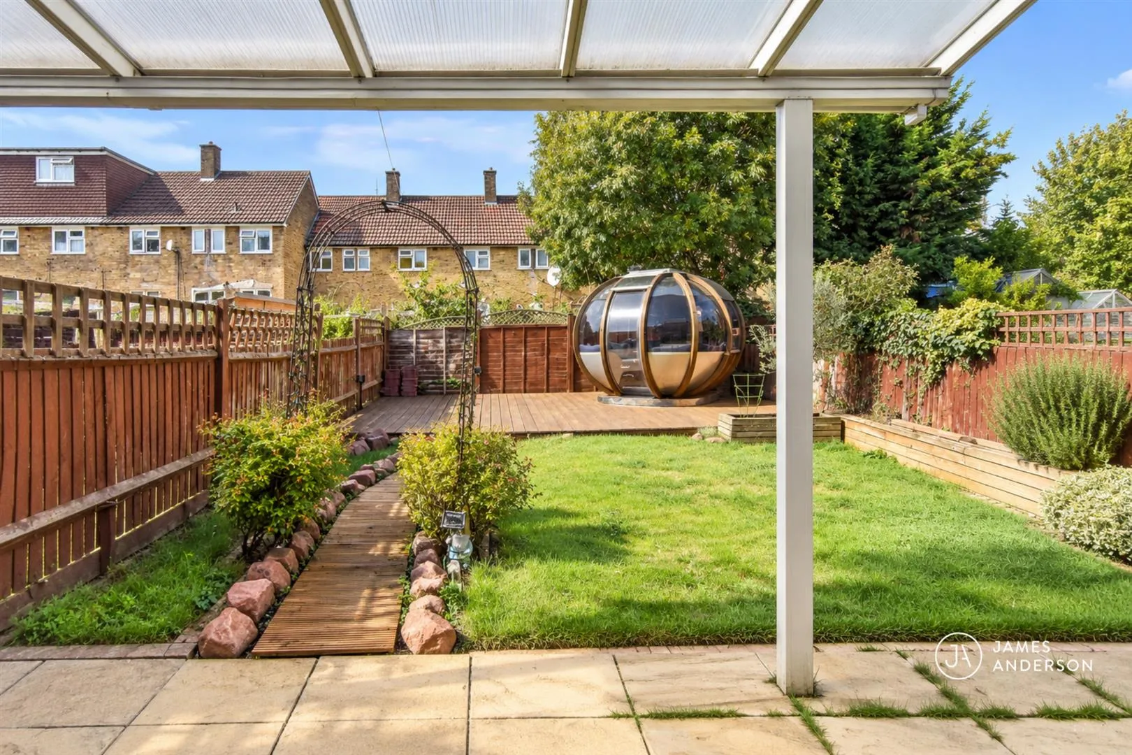 House Pullman Gardens in Greater London