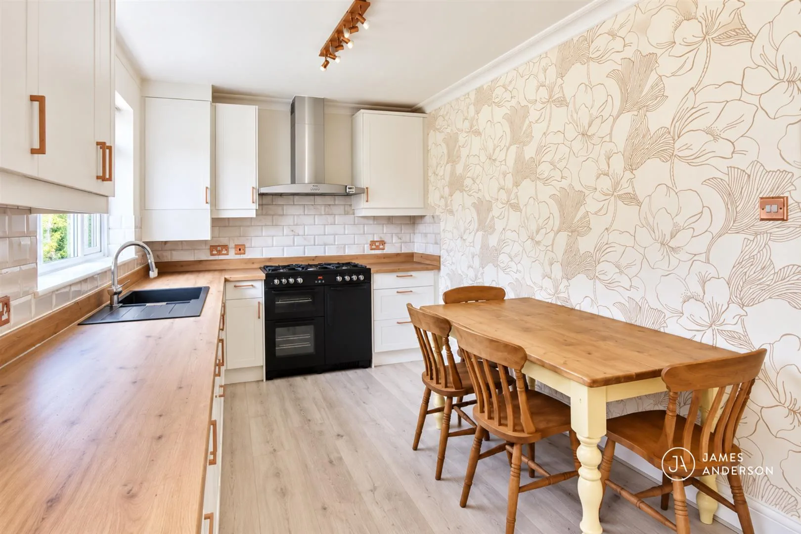 House Pullman Gardens in Greater London
