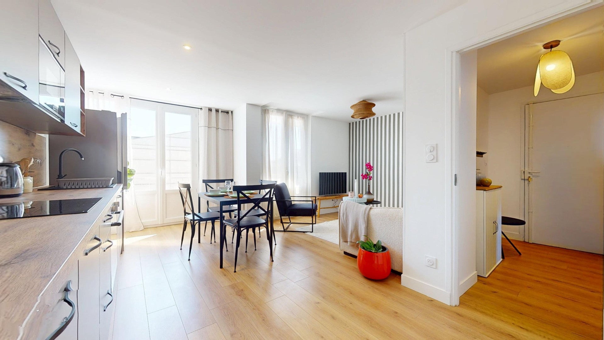 Flat Cours Édouard Vaillant in Bordeaux
