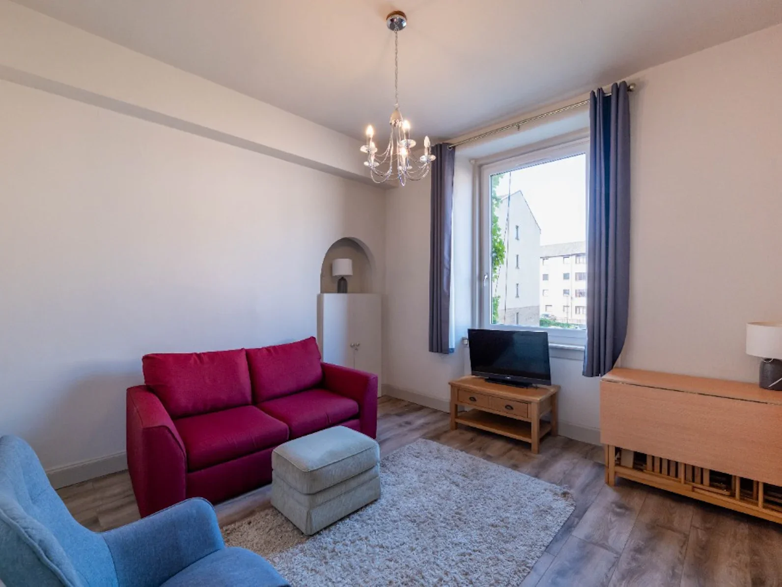 Flat Halmyre Street in City of Edinburgh