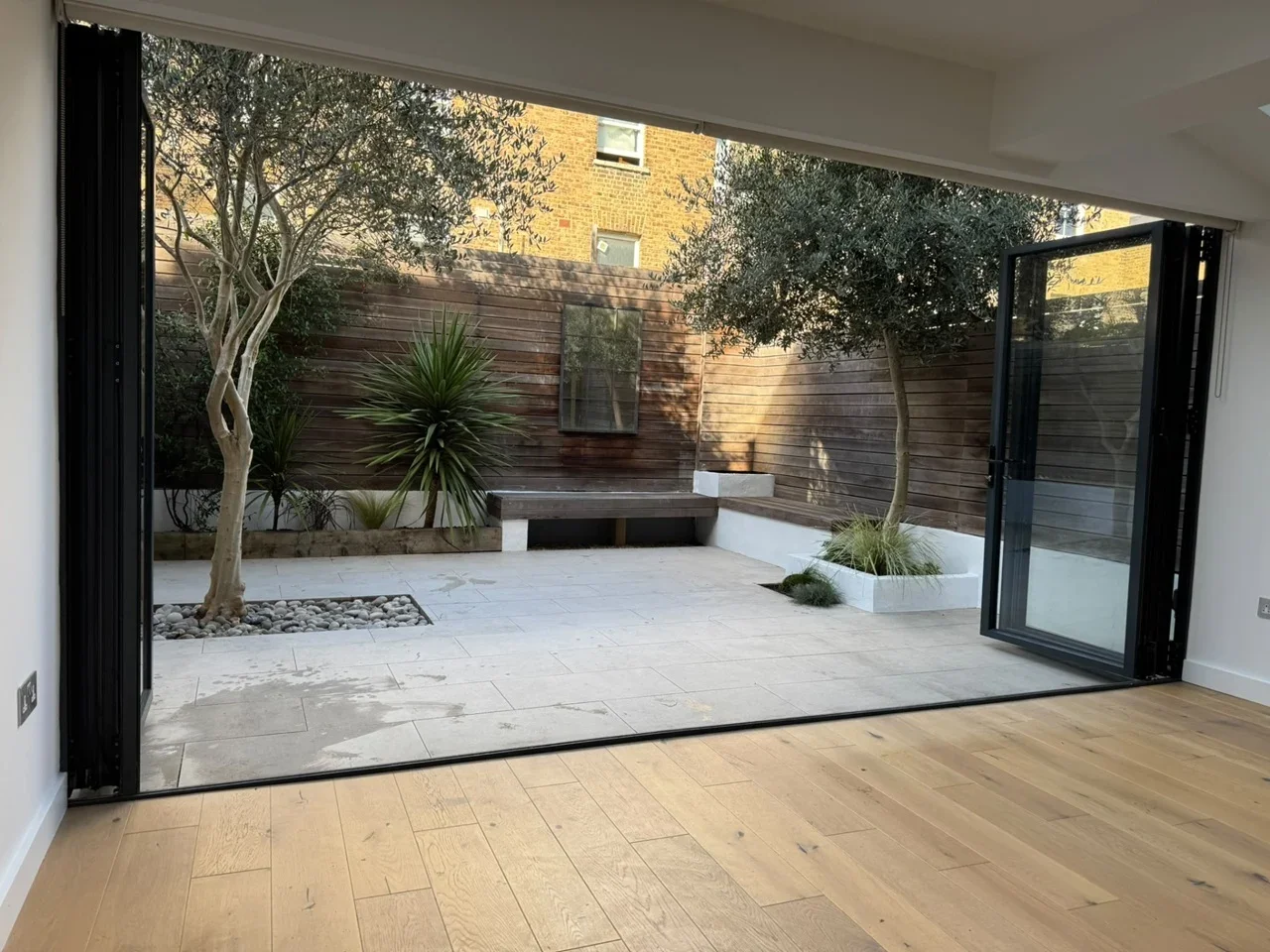 Flat Kellett Road in Greater London