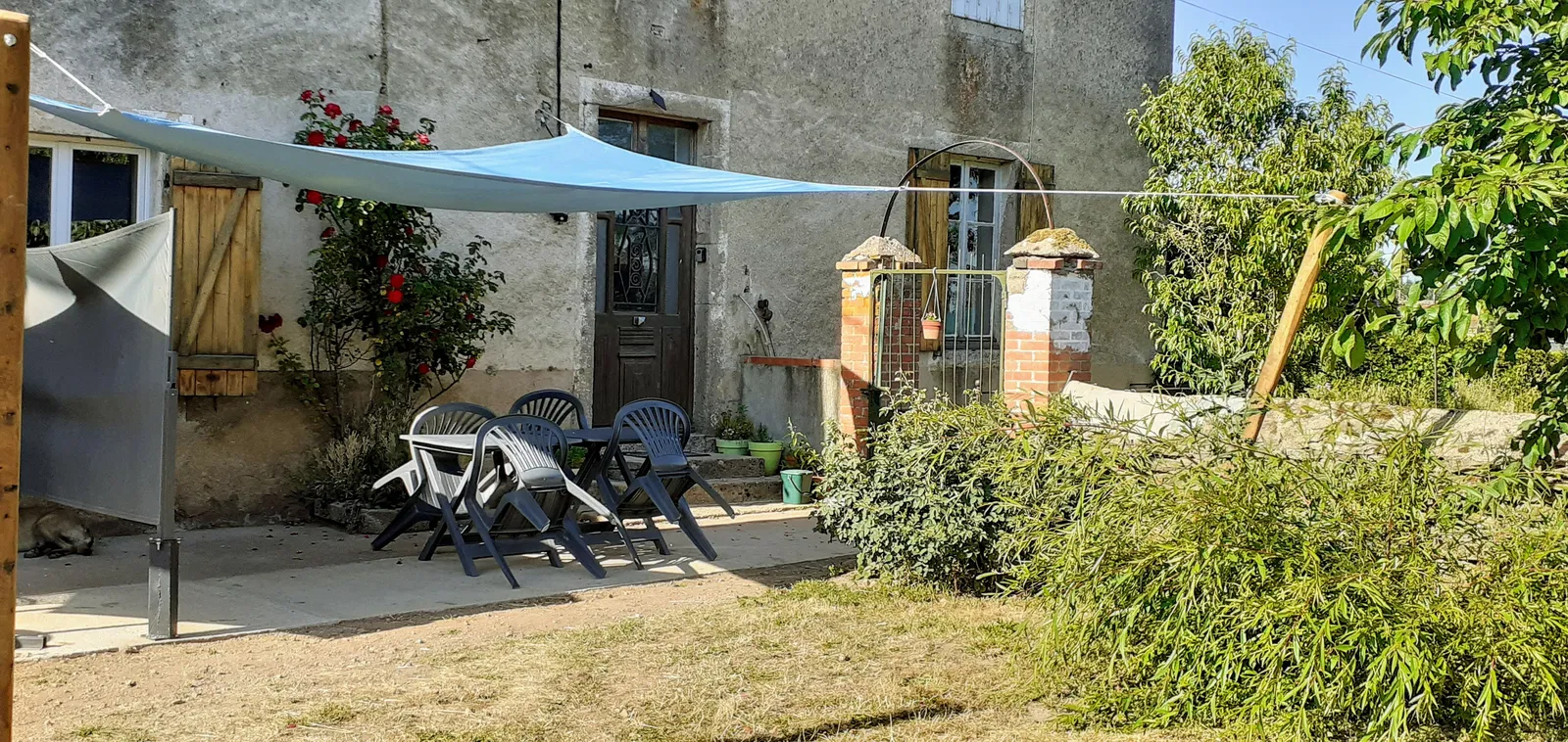 Room Chemin de la Ruée in La Motte-Ternant