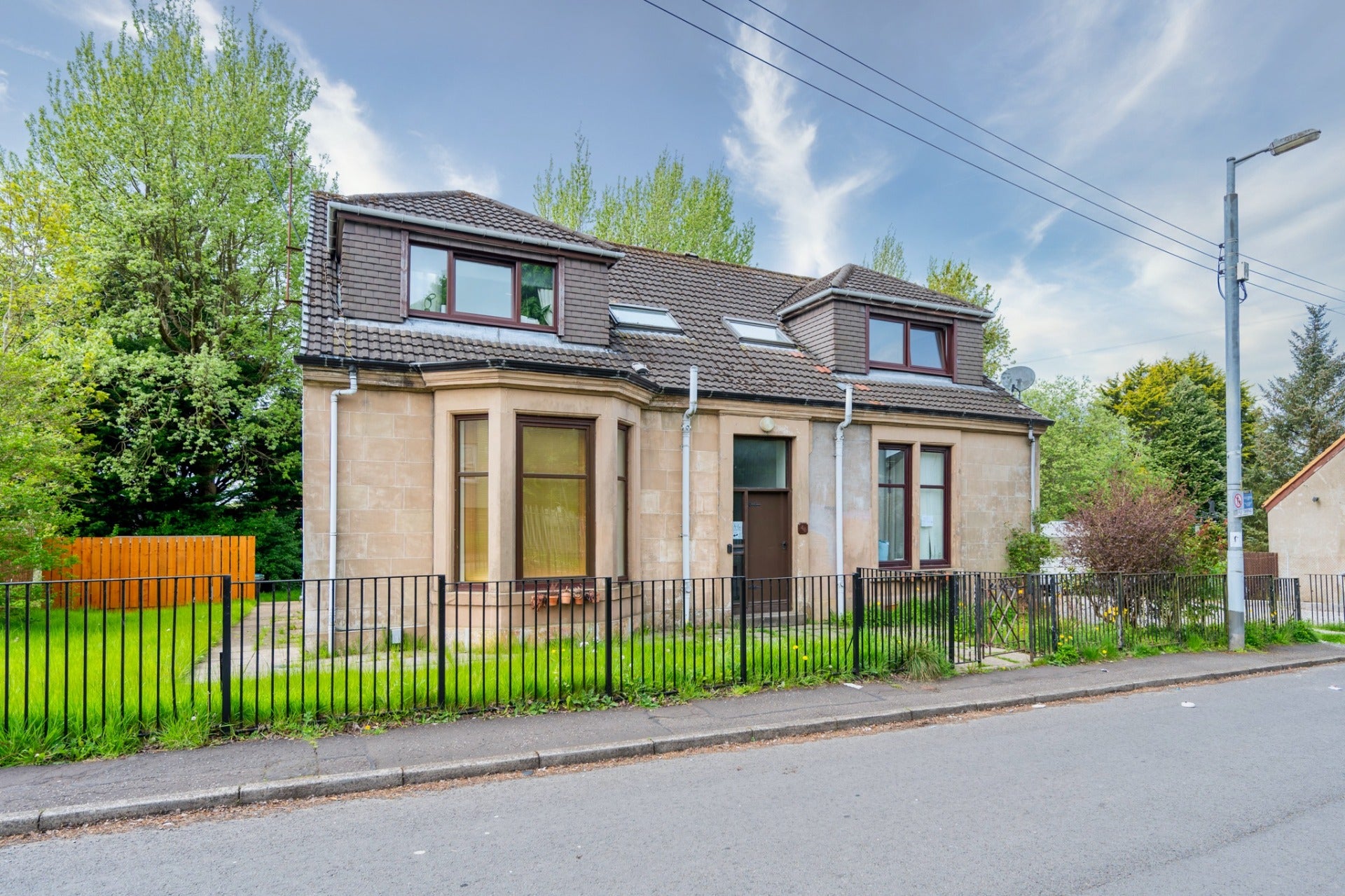 Flat Knapdale Street in Glasgow