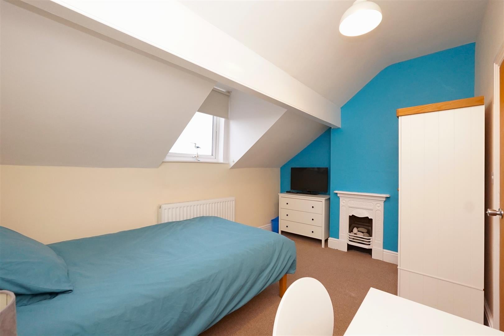Room Hartington Street in Barrow-in-Furness