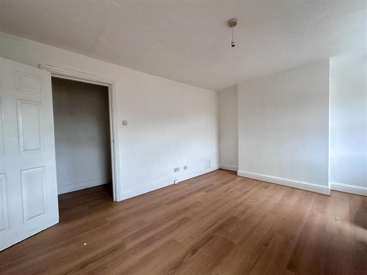 Flat Weedington Road in Greater London